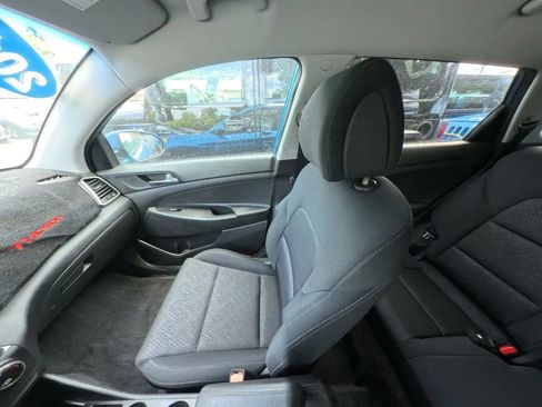 Used 2016 Hyundai Tucson SE w/ Option Group 02 FWD image 27