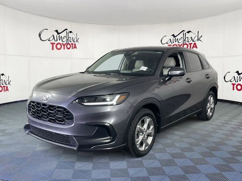 Used 2024 Honda HR-V LX image 2