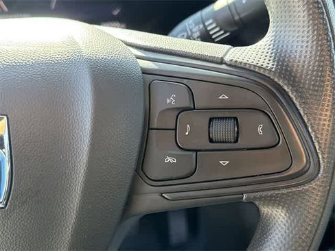 Used 2025 Buick Envista Preferred image 21