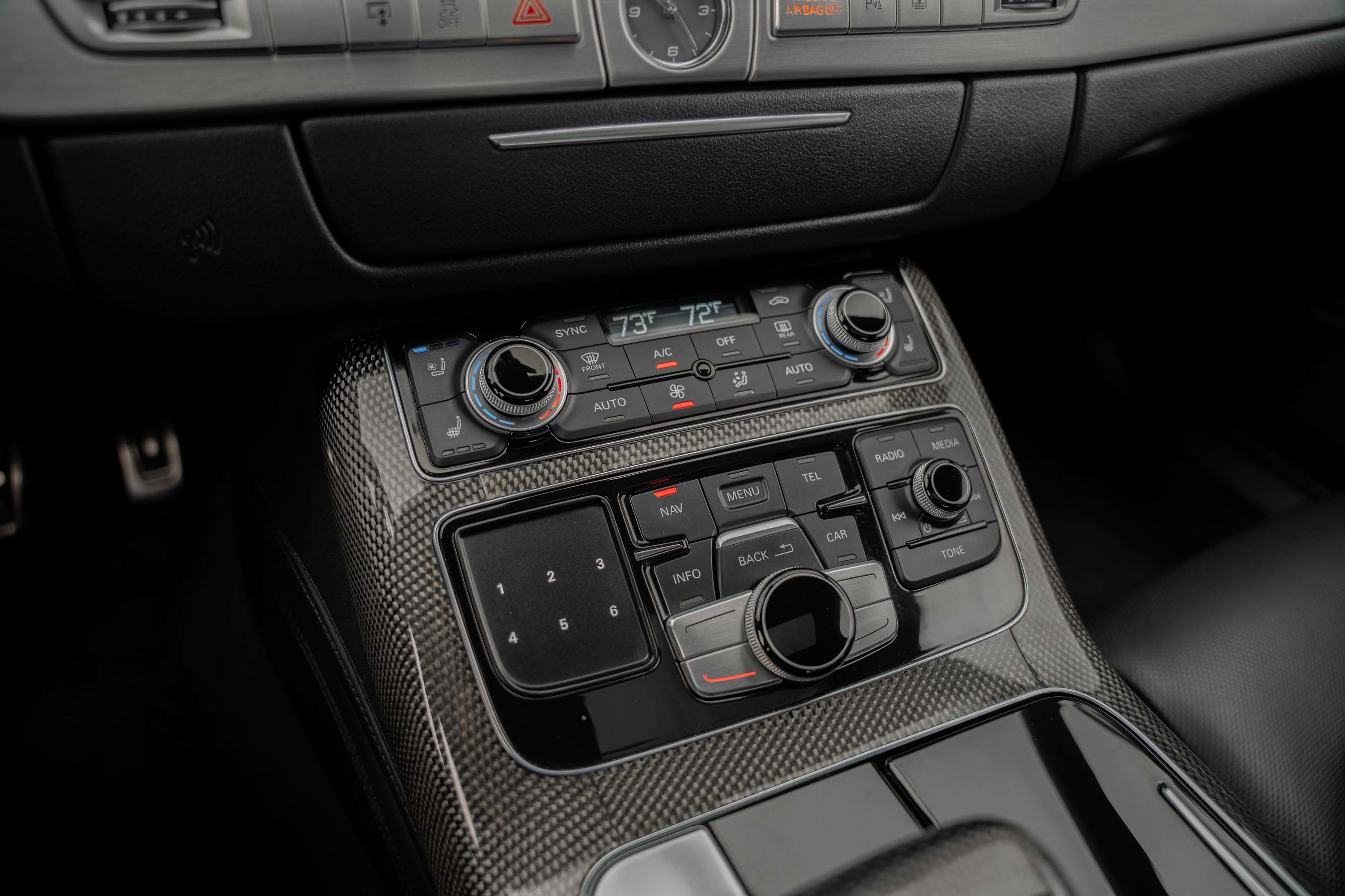 Used 2014 Audi S8 AWD/4WD image 9