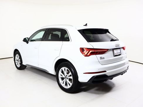 Used 2023 Audi Q3 2.0T Premium w/ Convenience Package image 14