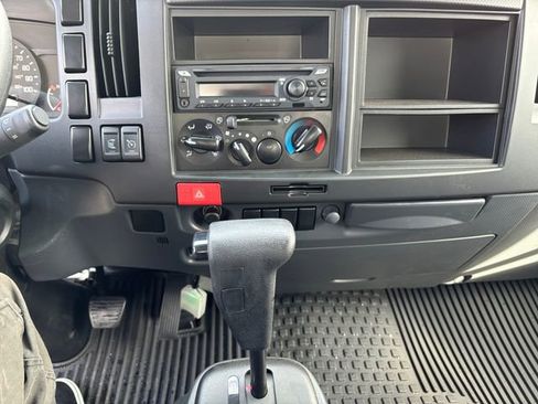 Used 2024 Chevrolet Low Cab Forward image 3