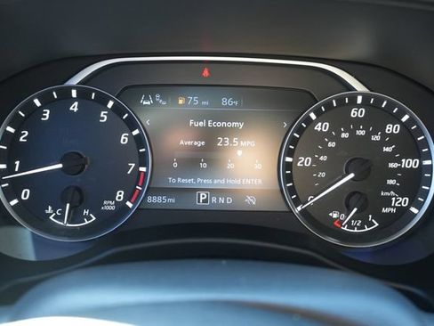 Used 2025 Nissan Frontier SV RWD image 27