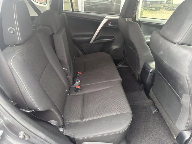 Used 2017 Toyota RAV4 XLE AWD/4WD image 19