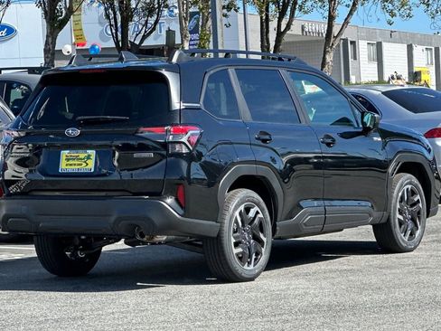 New 2026 Subaru Forester Premium AWD/4WD image 4
