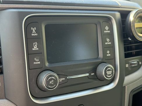 Used 2024 Ford F150 Lariat w/ Equipment Group 502A High AWD/4WD image 9