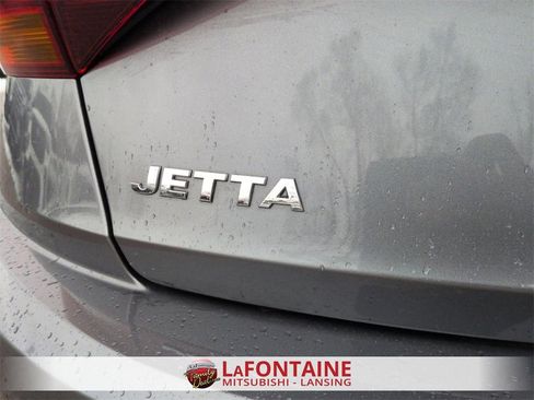 Used 2019 Volkswagen Jetta S w/ Driver Assistance Package image 10