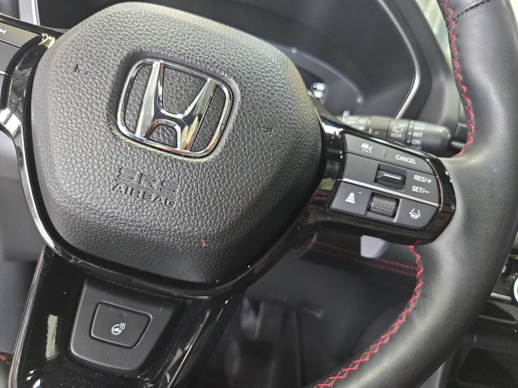 Used 2025 Honda Pilot Black Edition image 19