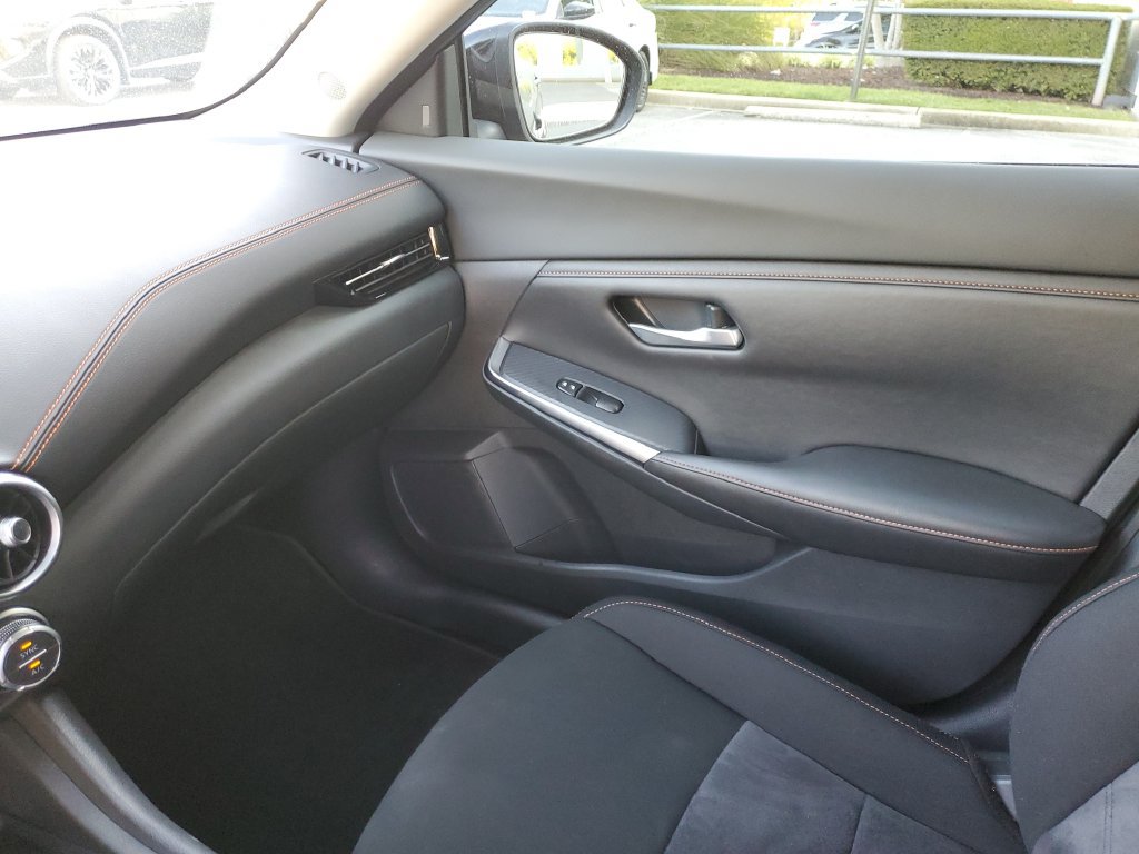 Certified 2023 Nissan Sentra SR w/ Trunk Package FWD image 34