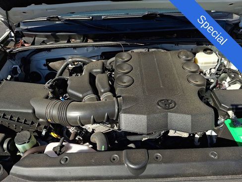 Used 2018 Toyota 4Runner Limited image 27