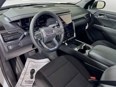 New 2026 GMC Acadia Elevation image 10