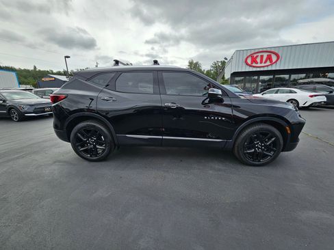 Used 2025 Chevrolet Blazer Premier w/ Driver Confidence II Package image 8