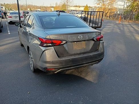 Used 2022 Nissan Versa SV w/ Trunk Package image 4