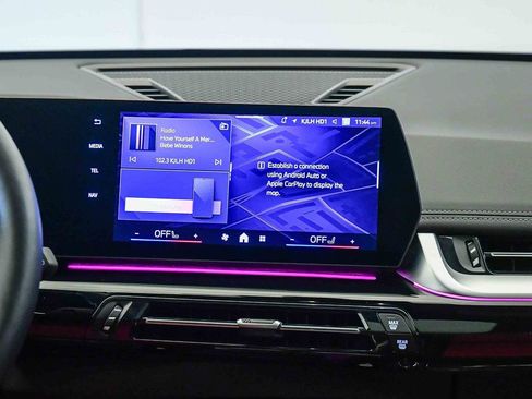 Used 2025 BMW X1 xDrive28i w/ Convenience Package image 15