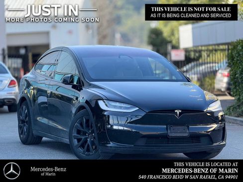 Used 2022 Tesla Model X image 1