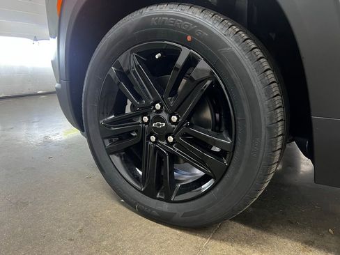 New 2026 Chevrolet TrailBlazer LT w/ Convenience Package FWD image 10