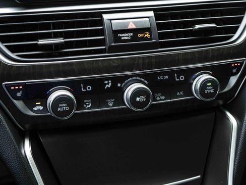 Used 2021 Honda Accord EX-L image 32