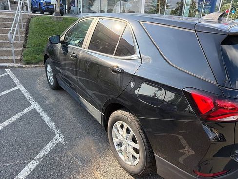 Used 2022 Chevrolet Equinox LT AWD/4WD image 4