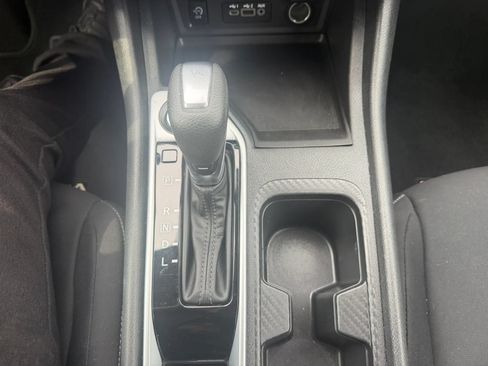 Used 2024 Nissan Sentra SV FWD image 20