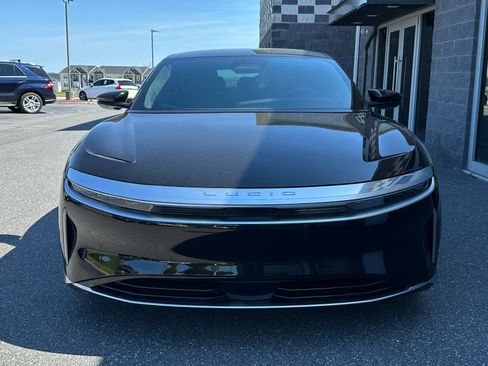 Used 2024 Lucid Air Touring AWD/4WD image 2