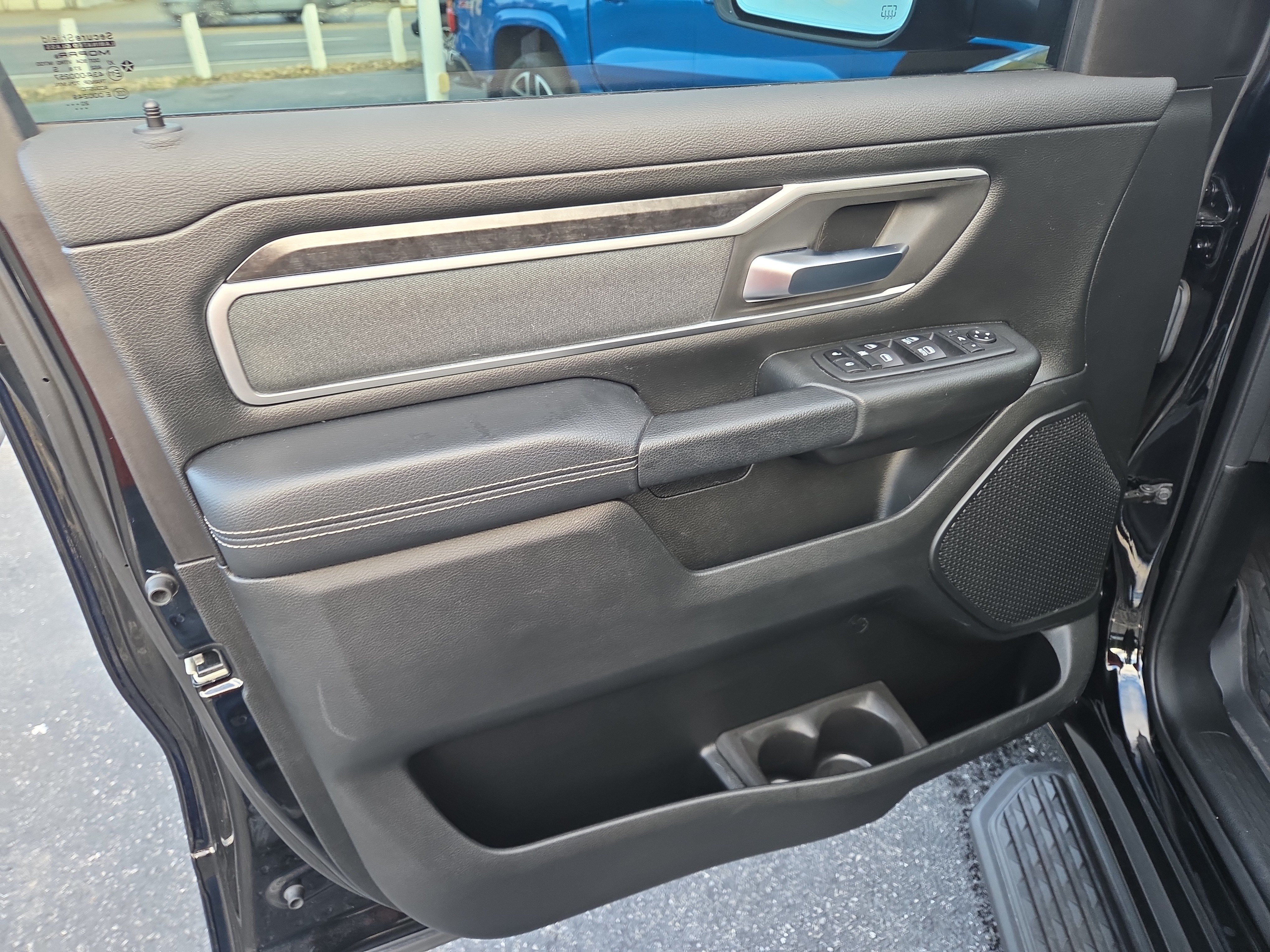 Certified 2021 RAM 1500 Big Horn AWD/4WD image 15