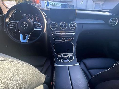 Used 2021 Mercedes-Benz C 300 Sedan image 18
