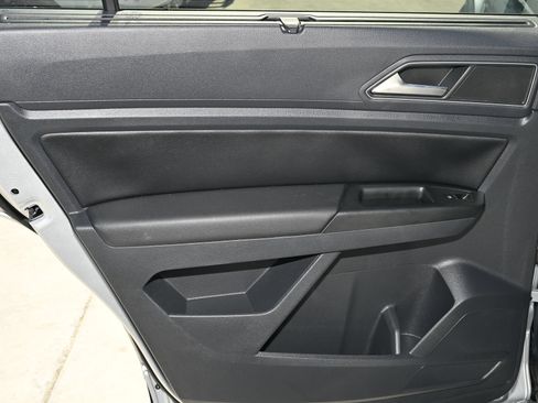 Used 2019 Volkswagen Atlas SE FWD image 15