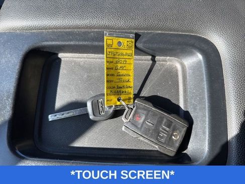 Used 2019 GMC Sierra 1500 SLE w/ SLE Value Package image 8