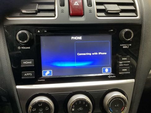 Used 2017 Subaru Crosstrek 2.0i Premium image 34