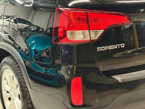 Used 2014 Kia Sorento EX image 12