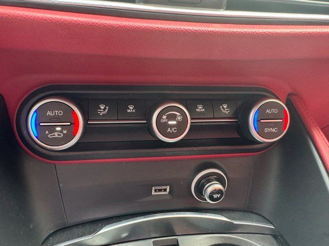 Used 2021 Alfa Romeo Stelvio Sprint w/ Nero Edizione RWD image 21