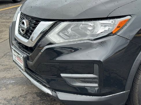 Used 2017 Nissan Rogue S image 8