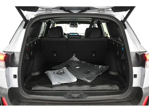 New 2026 Subaru Outback Premium image 38