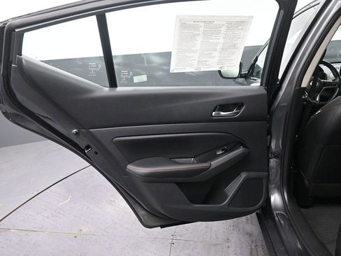 Used 2024 Nissan Altima 2.5 SR image 25