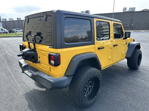 Used 2019 Jeep Wrangler Unlimited Sport image 5