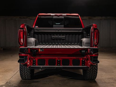 Used 2026 GMC Sierra 1500 AT4 w/ Technology Package AWD/4WD image 9