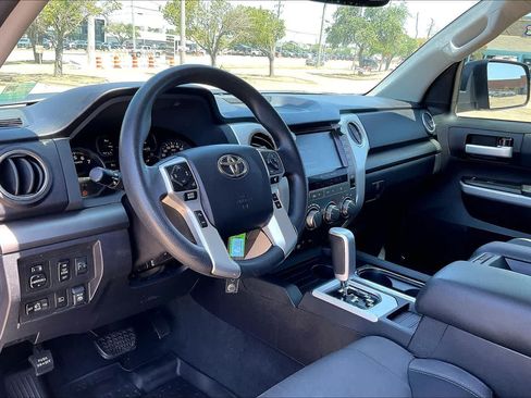 Used 2021 Toyota Tundra SR5 RWD image 2