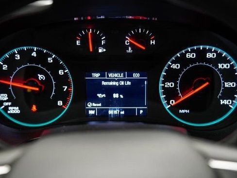 Used 2024 Chevrolet Malibu LT image 32