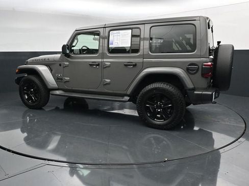 Used 2021 Jeep Wrangler Unlimited Sahara AWD/4WD image 6