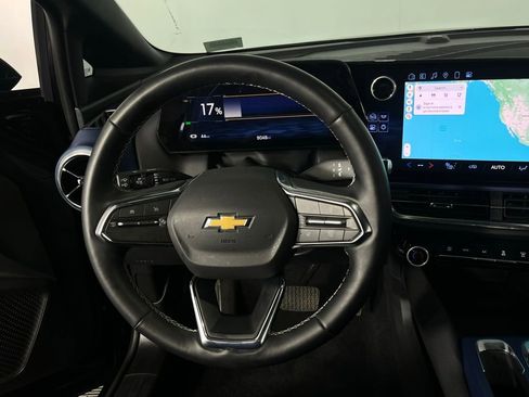 Used 2024 Chevrolet Equinox EV LT image 12