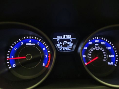 Used 2014 Hyundai Elantra SE FWD image 23