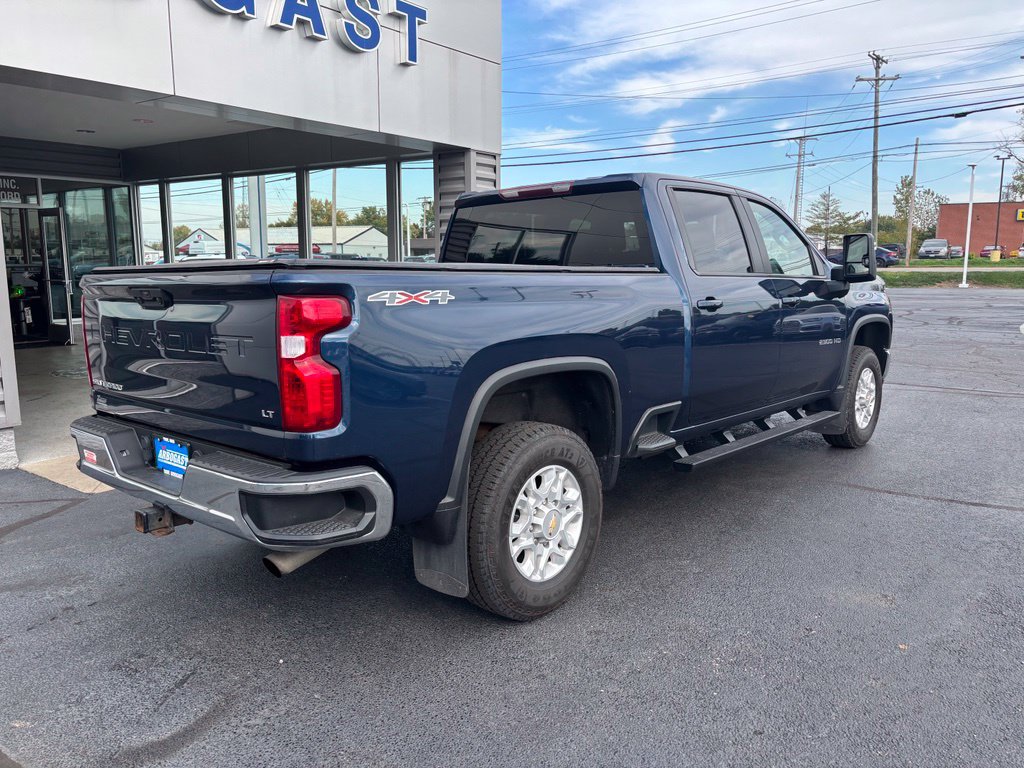 Used 2022 Chevrolet Silverado 2500 LT w/ Convenience Package AWD/4WD image 5