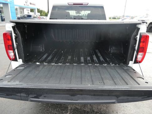 Certified 2020 GMC Sierra 1500 Elevation w/ Elevation Value Package AWD/4WD image 18