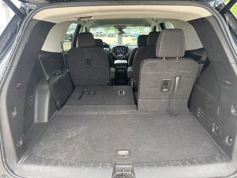 Used 2021 Chevrolet Traverse LT AWD/4WD image 12