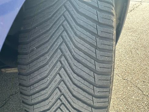 Used 2015 Ford Fusion SE FWD image 11