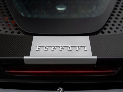 Used 2022 Ferrari SF90 Spider AWD/4WD image 32