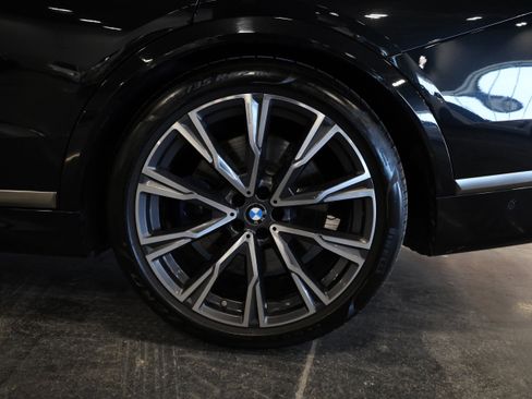 Used 2020 BMW X7 M50i w/ Dynamic Handling Package image 12