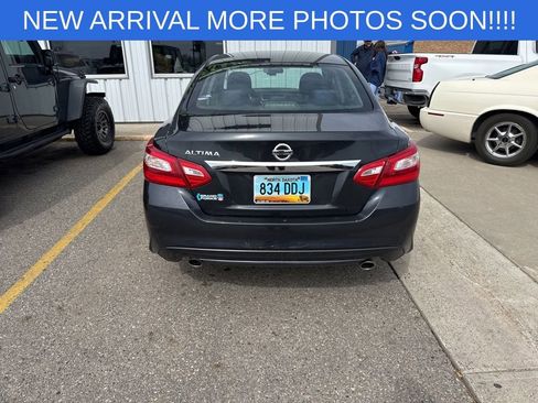 Used 2016 Nissan Altima 2.5 S w/ Power Driver Seat Package FWD image 6