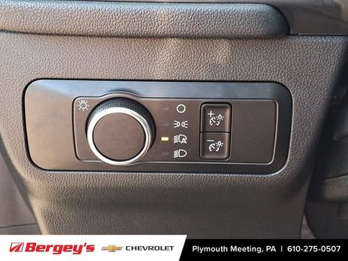 Used 2025 Ford Escape Active AWD/4WD image 28