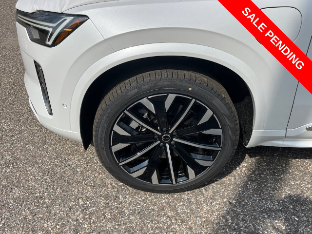 Used 2026 Volvo XC90 T8 Plus w/ Protection Package Premier AWD/4WD image 8